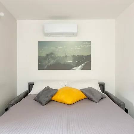 Just Here - La Mansarda Апартаменти *