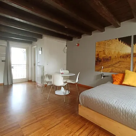 Lägenhet Just Here - La Mansarda Bari